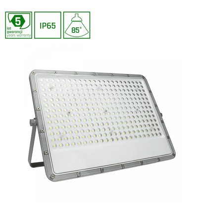 150W LED lyskaster - IP65, kald hvit, utendørs