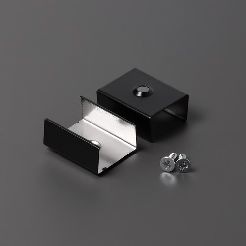 1 stk. Monteringsbeslag U4 - Forsenket, svart