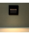 2W Trappebelysning - LED, 3000K, svart hus, kvadratisk.