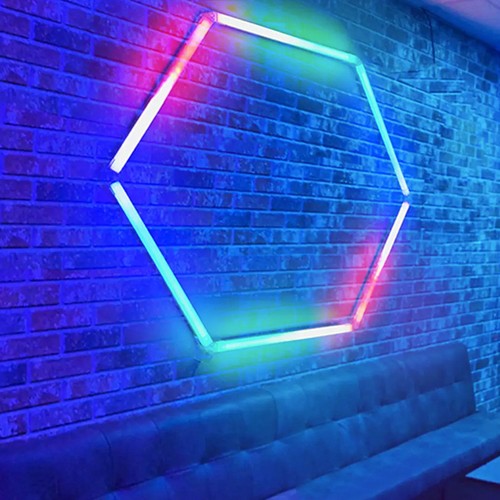 Hexagon RGBIC 1 felt komplett sett - 20W. inkludert bluetooth-kontroller og strømforsyning