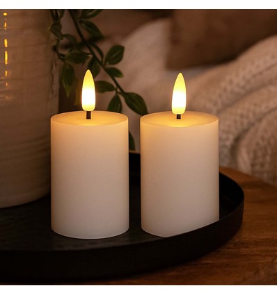 LED Blokklys, 2 stk, flammeeffekt, hvit - 7,5cm høy, Ø5cm, fungerer med fjernkontroll, ekte stearin