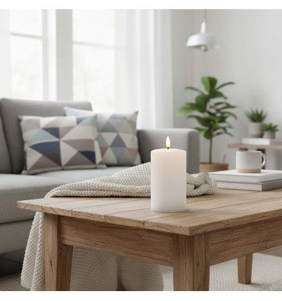 LED Blokklys 12,5cm høy, smelte-utseende, flammeeffekt - Ø7,5cm, 12,5cm høy, fungerer m. fjernkontroll, timer, ekte stearin