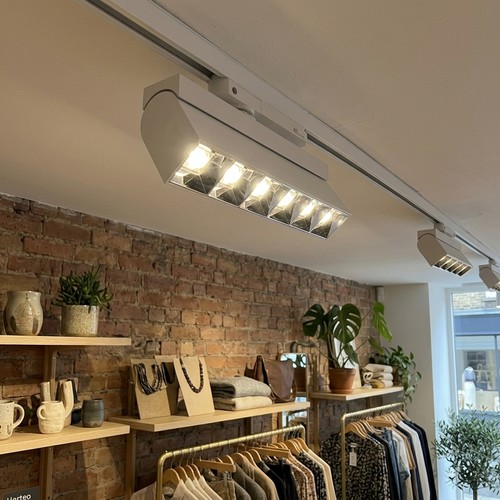 36W 3-faset RA92 LED-skinnebelysning - 23,5 cm, hvit, justerbar