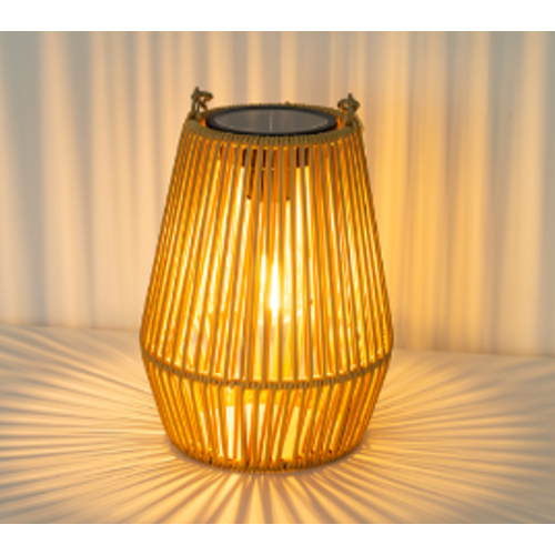Solar Rattan Lanterne – Bohemsk hagelampe med automatisk tenn/slukk, IP44