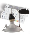 V-Tac 3-pak downlights med 5W lyskilde - Hvit front, komplett med GU10 holder og LED spotter, innendørs